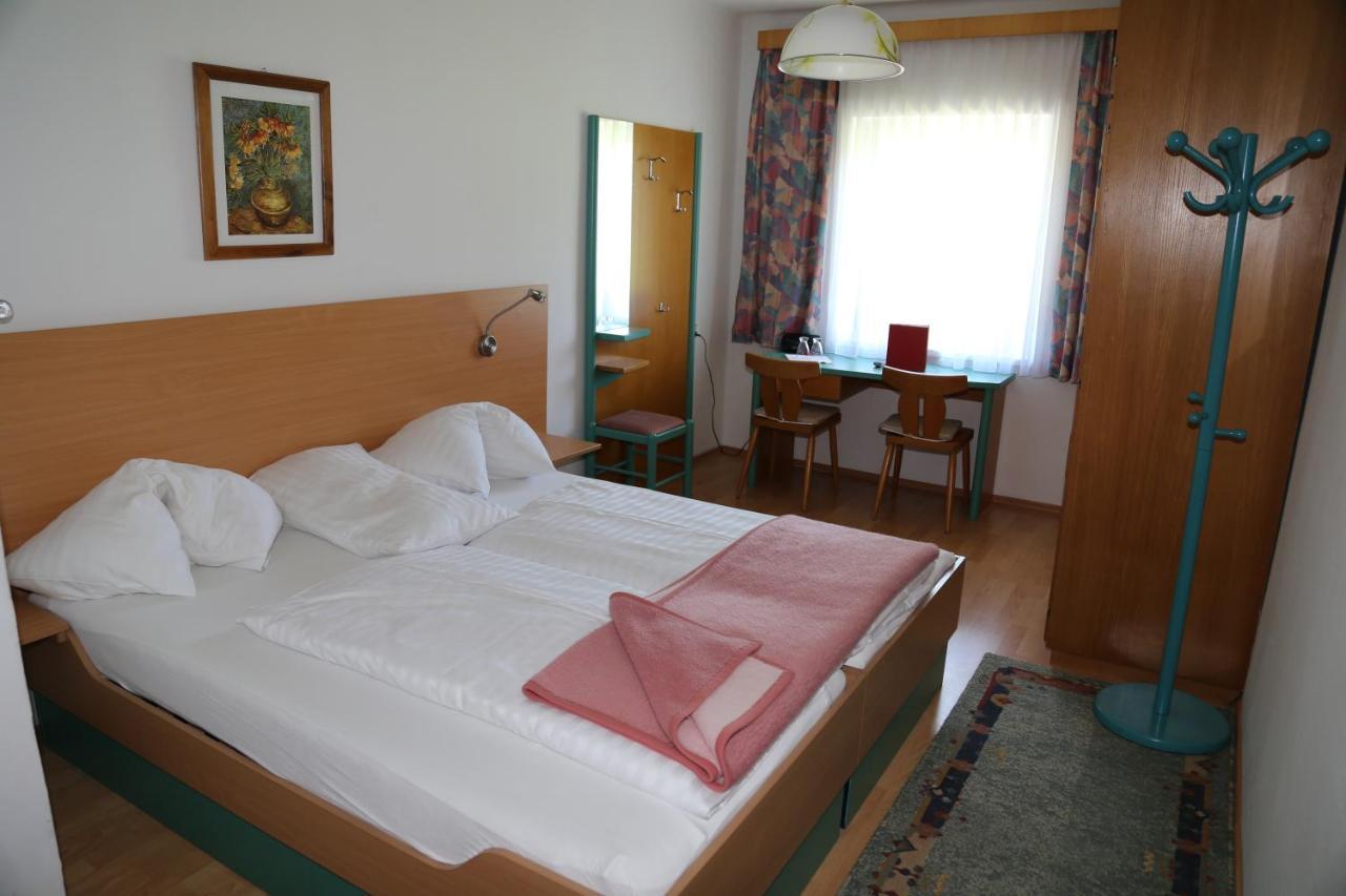 Strandhotel Pichler Seeboden Exterior foto